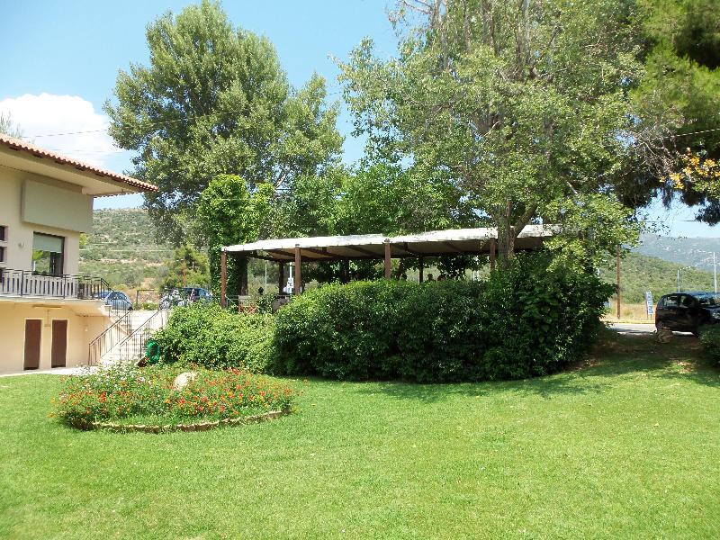 Avaton Hotel Ligourión Exterior foto