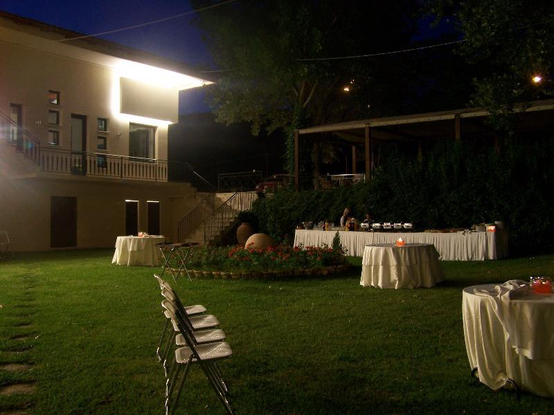 Avaton Hotel Ligourión Exterior foto