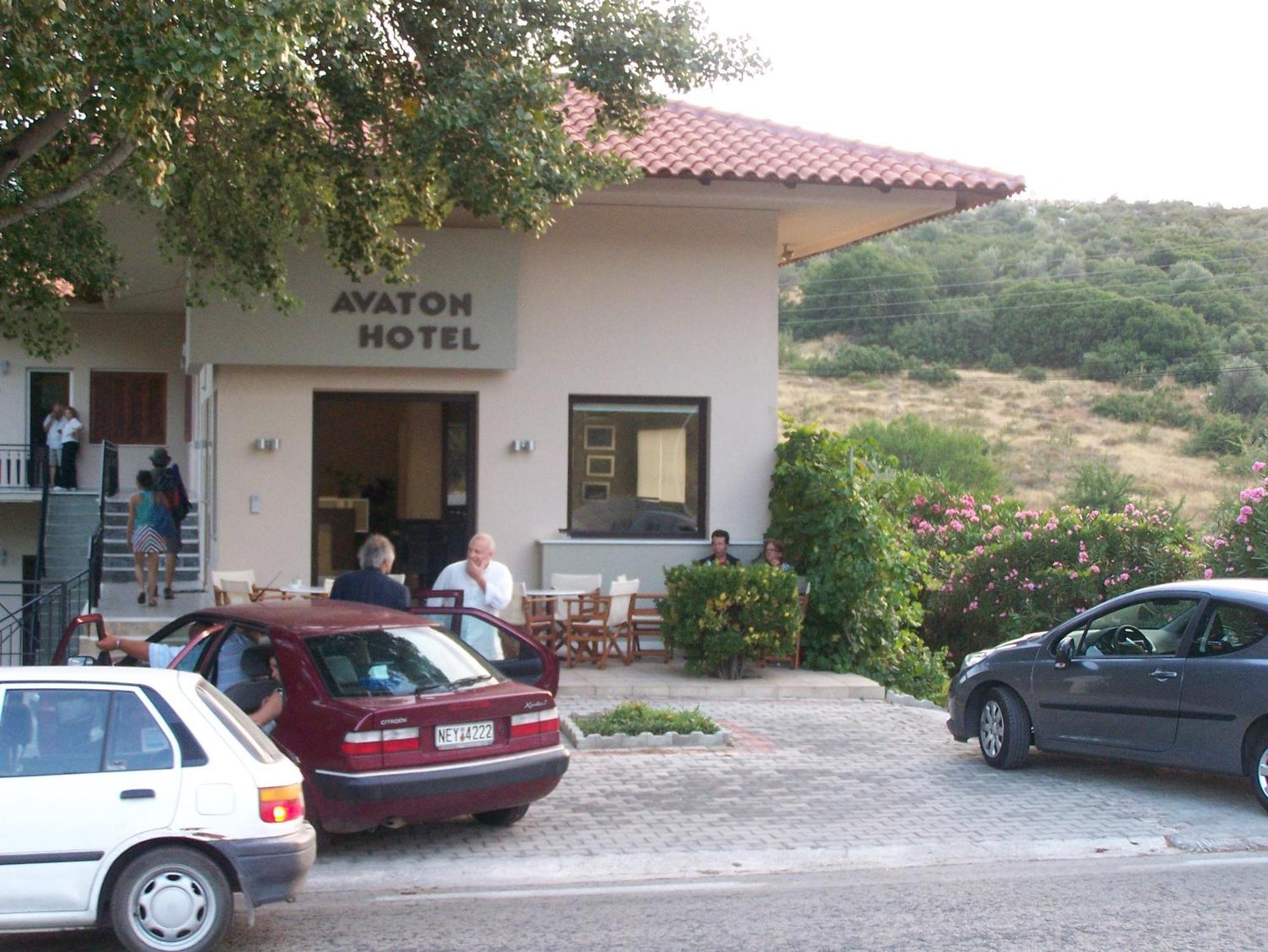 Avaton Hotel Ligourión Exterior foto